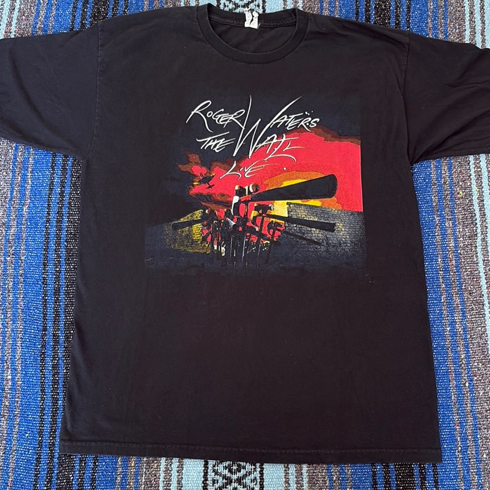 Roger Waters The Wall Live Concert Tee Shirt